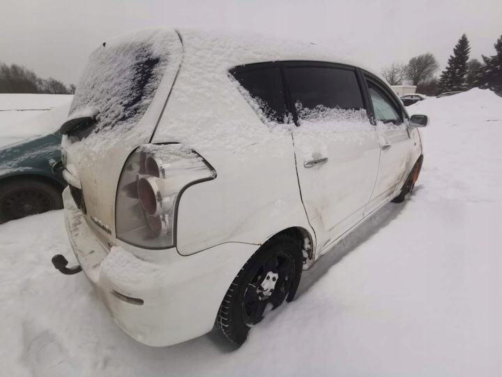 фото №9, Toyota corolla verso впуск воздуха do кабины 2006 2.2l 5568064010 55680-6