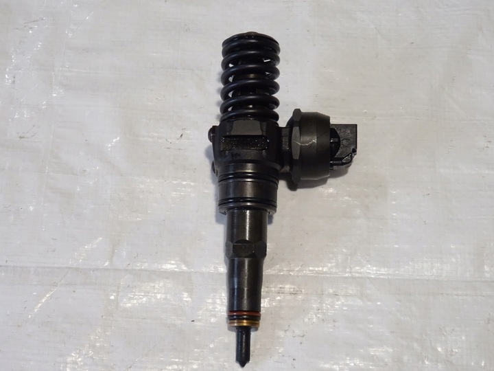 фото №1, Насос-форсунка seat altea toledo iii 3 1.9 tdi bjb