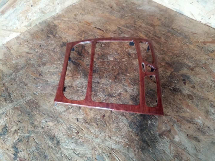 фото №9, Mercedes w203 рамка консоли радио дерево