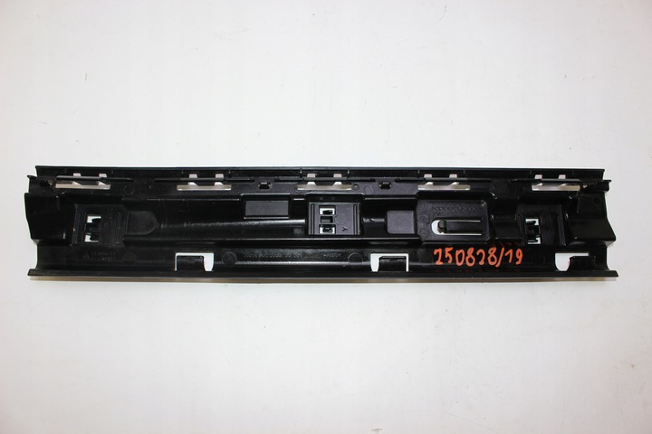 фото №1, Ковзун планки порогової ліва сторона bmw x1 f48 7332329