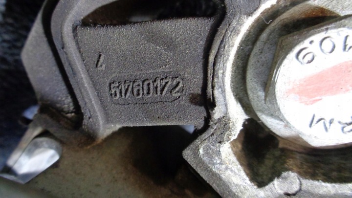 фото №8, Кронштейн подушка двигателя 51760172 fiat doblo 1 i рестайлинг fl 1.9 m-jet 2006-2010r.