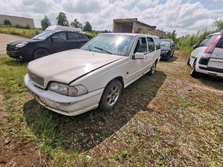 фото №6, Volvo v70 реле 1998 2.5l 9459847