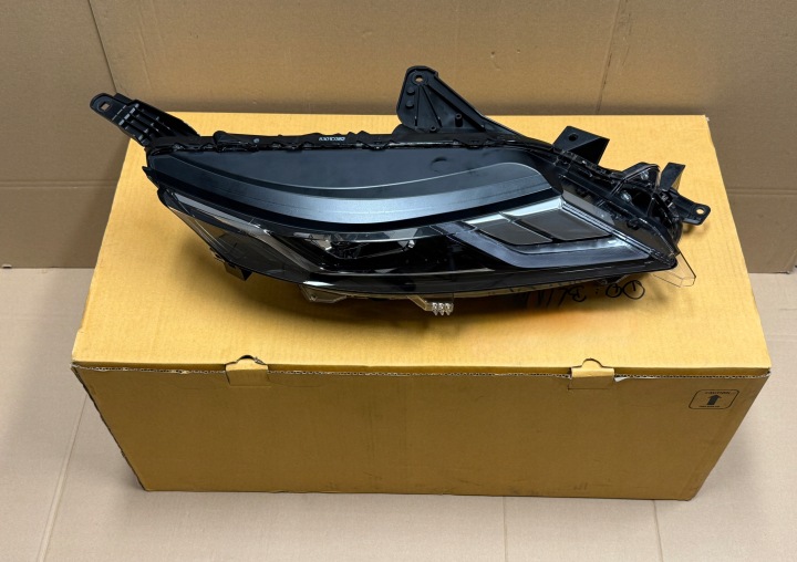 фото №15, Mitsubishi l200 2019-2024 фара правое ксенон 26010w590p оригинал