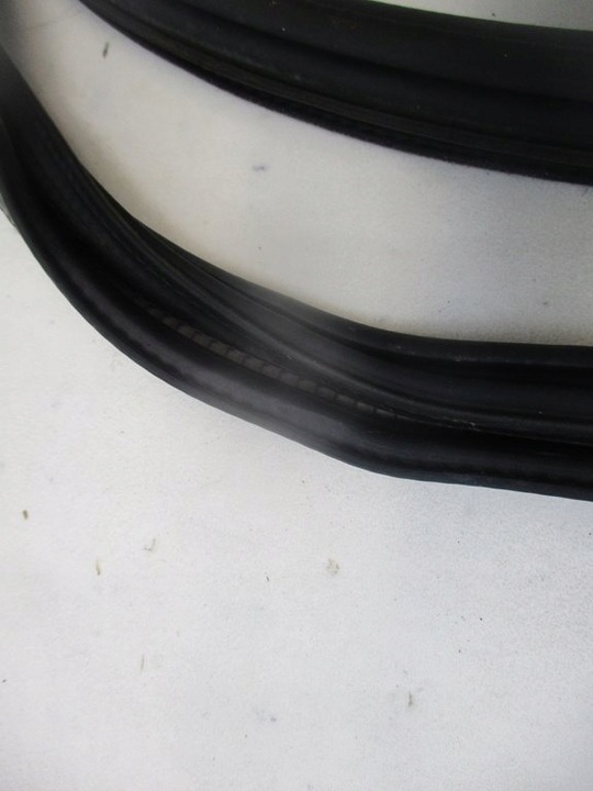 фото №3, Прокладка двері праві зад octavia ii рестайлінг універсал