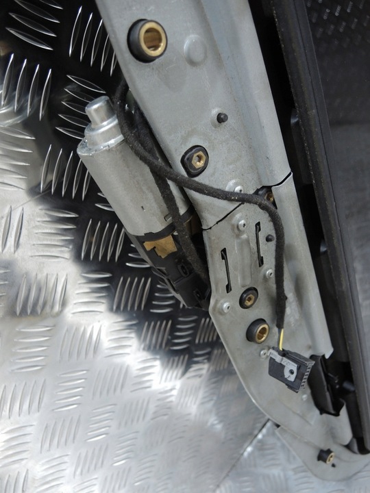 фото №6, Mercedes cls w218 c218 люк моторчик kpl