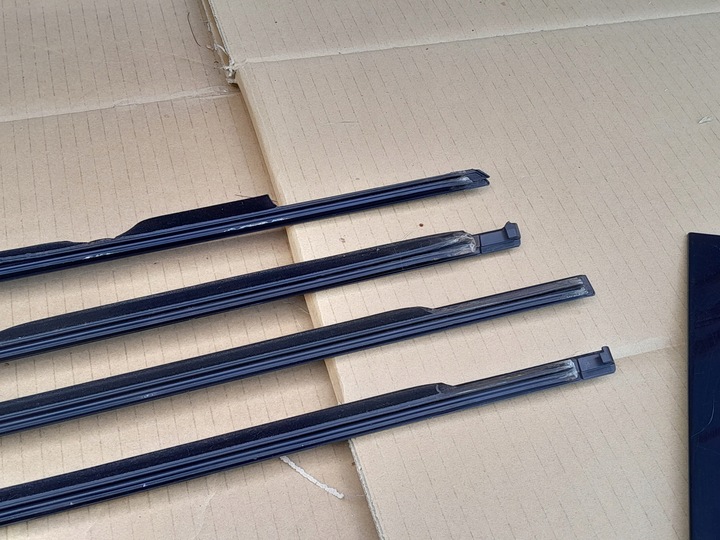 фото №11, Планки декори зовнішні двері тінь line блиск bmw e90 м-пакет комплект