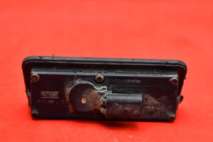 фото №6, Ручка кнопка крышки зад 6m51-19b514-ab ford focus c-max 1 i mk1 06r