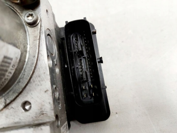 фото №10, Nissan juke f15 1.5 dci главный тормозной цилиндр abs 476601kd2a td8405