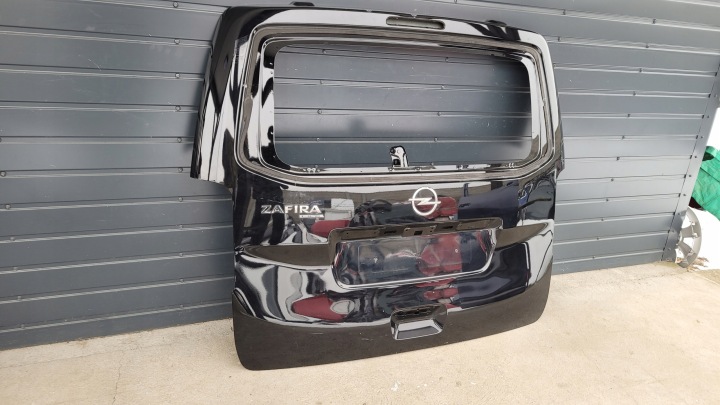 фото №9, Toyota proace verso jumpy traveler zafira d life крышка багажника красивая