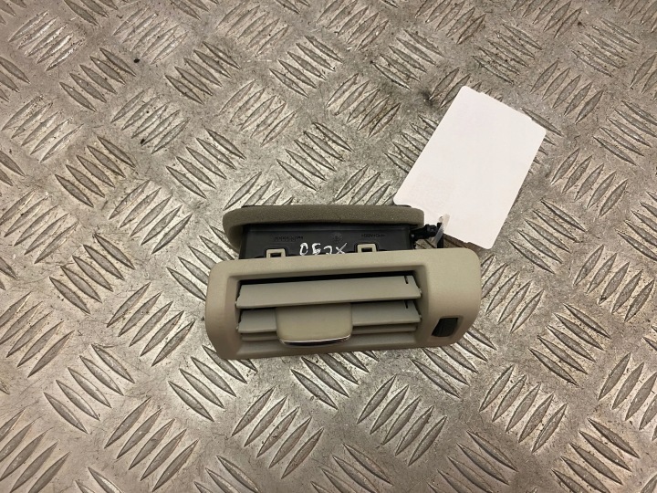 фото №13, Решётка воздуховод стойка b левая volvo xc90 2016- s90 v90 oem/oe 31497124