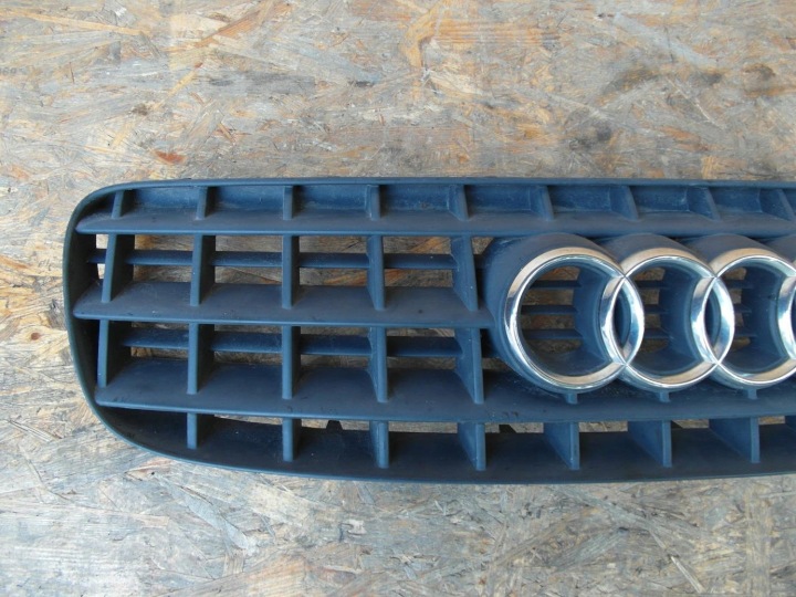 фото №9, Audi tt 8n r32 центральная решётка бампера перед передняя s-line 8n0853653b