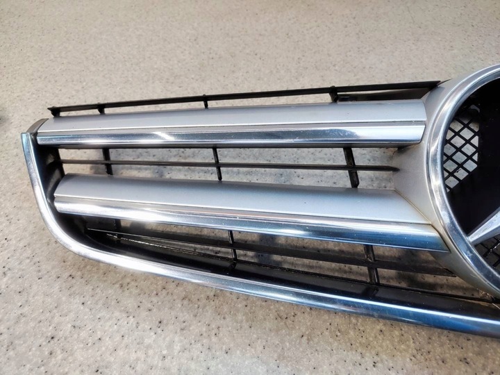 фото №6, Решітка радіатора решітка радіатор перед передня знак mercedes e w207 купе 775