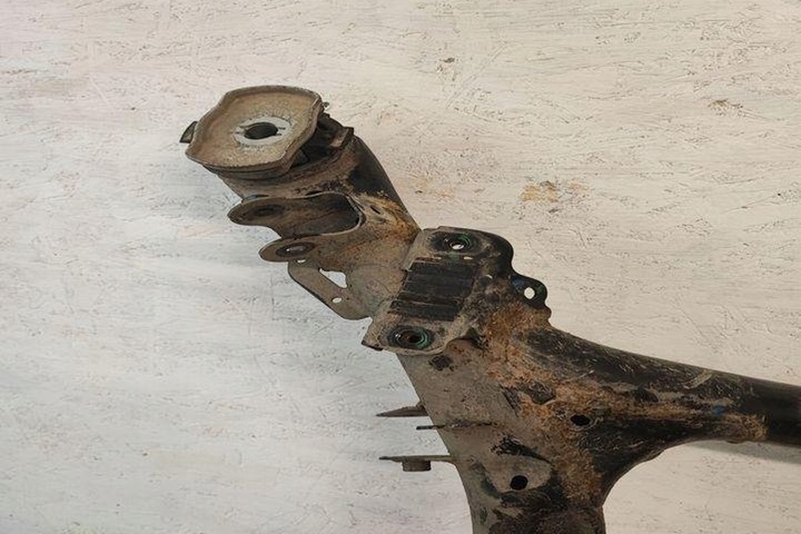 фото №7, Подрамник задние audi q7 4m 4m0500025 4.0l дизель 320kw 2018