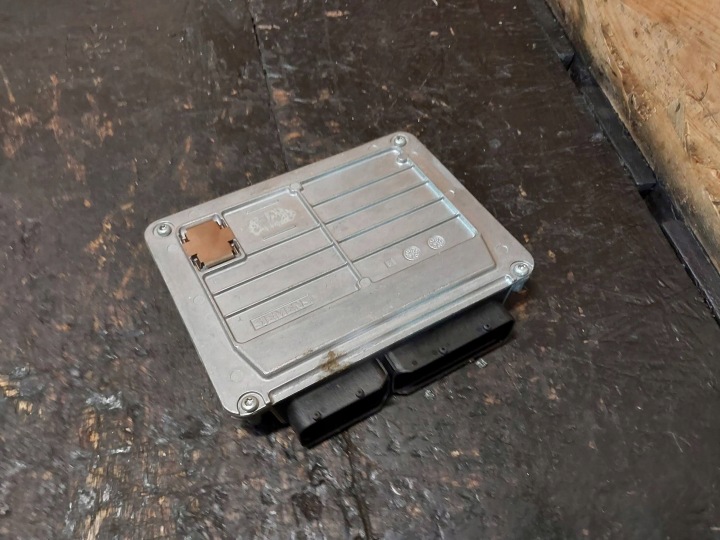 фото №6, Комп'ютер / блок керування  ecu двигуна volkswagen passat b5 2.0 06b906033t