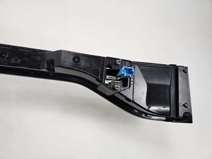 фото №12, Volkswagen id buzz id. buzz 2024 - накладка led крышки зад фара 1t3945307e
