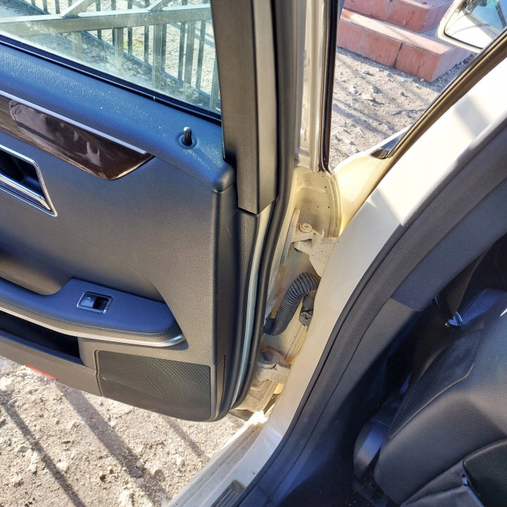 фото №10, Mercedes e-klasa w212 двері ліві задні код фарби c623