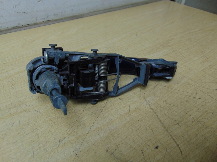 фото №13, Ручка зовнішня ліва перед vw golf vi універсал eu