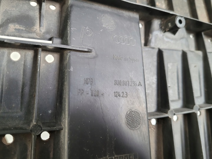 фото №6, Audi q3 8u0 захист плита pod бампер 8u0807233a