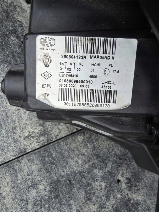 фото №12, Renault clio 5 лампи комплектні повний led 260103814r 260604183r хром короткий