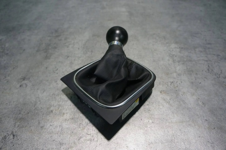 фото №7, Ручка чехол рычаг изменения коробки передач кожа vw golf eos 1k0711113cg