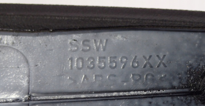 фото №12, Защита полки бардачка правая audi a3 s3 8p 1035596xx