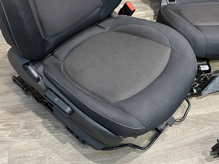 фото №8, Mini f60 countryman салон сиденья диван идеальные