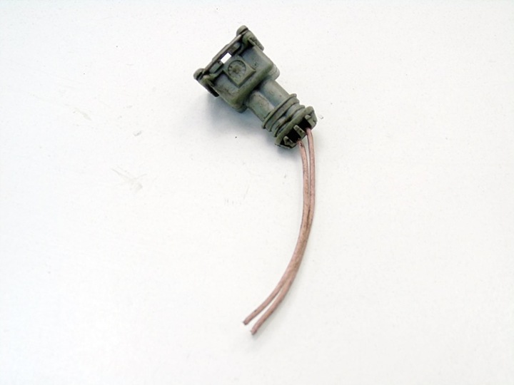 фото №1, Штекер разъём 1.4 1.6 8v megane 1 clio 1 2 kangoo scenic rapid thalia