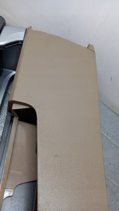 фото №6, Подлокотник volvo xc70