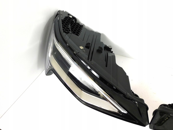 фото №6, Audi e tron 4ke лампа правая левая digital matrix