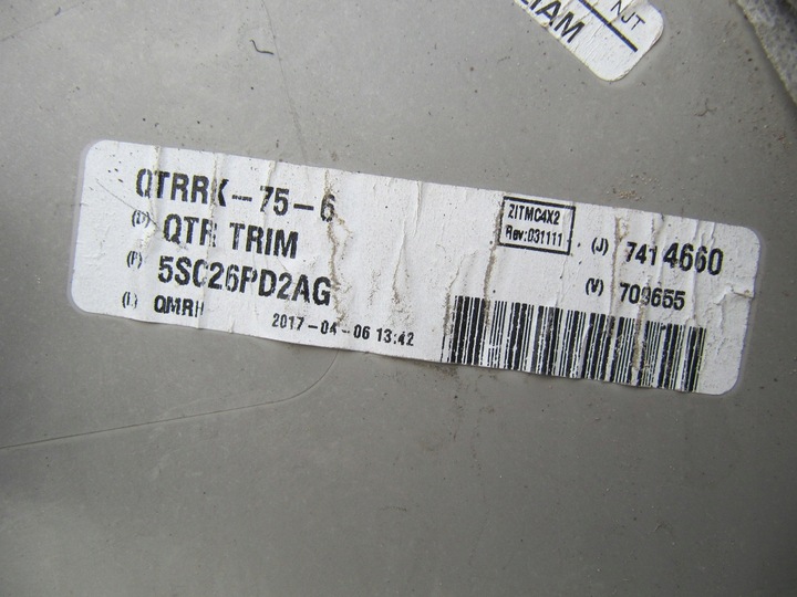 фото №15, Chrysler pacifica 17- боковина багажника правий зад задній оббивка usb