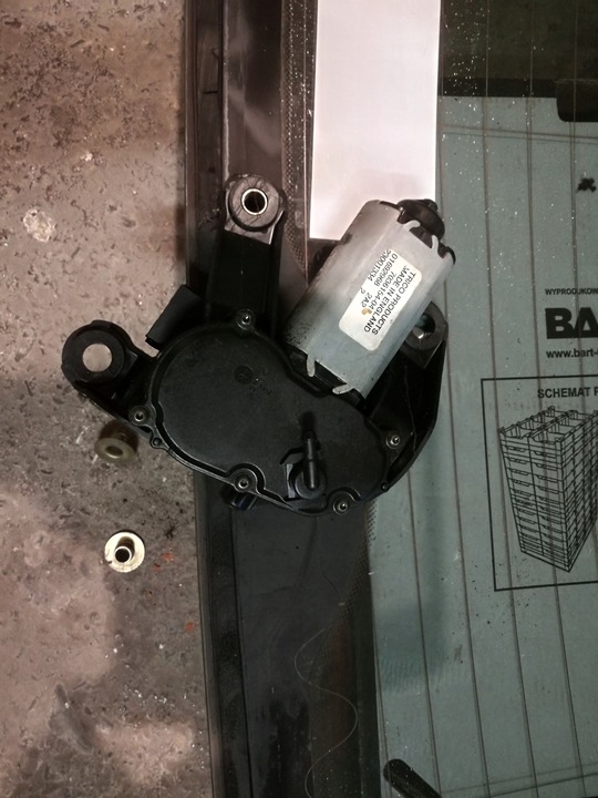 фото №4, Скло зад mini cooper з двигуном двірники kpl