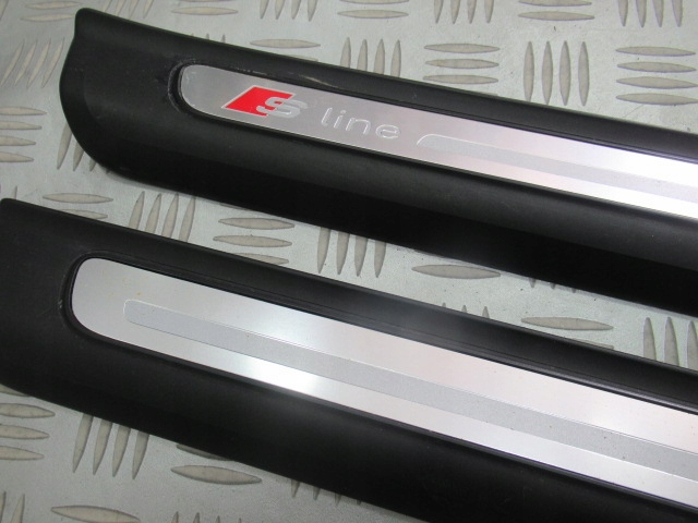 фото №4, Планки накладки порогові audi tt 8s0 s-line