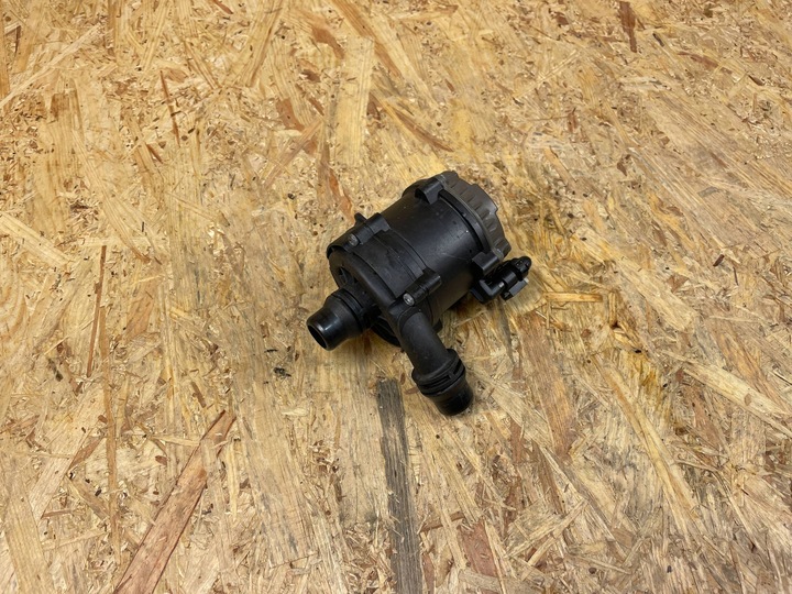 фото №5, Додатковий насос води bmw g11 g12 g20 g21 g22 g26 g30 g31 8638237