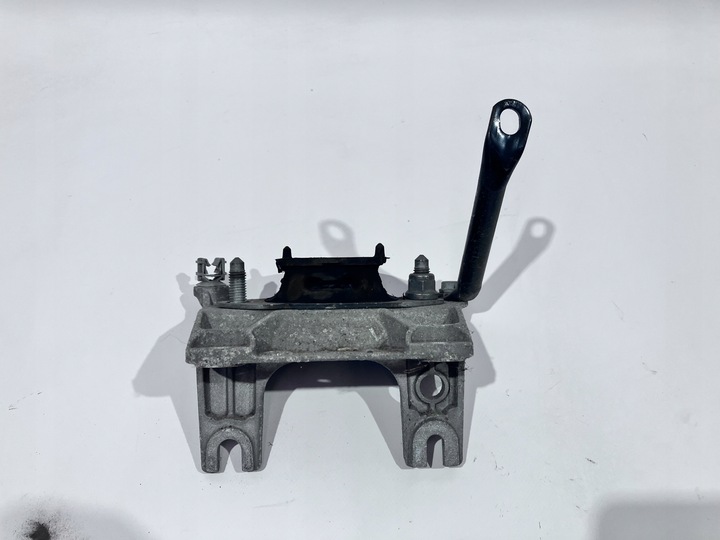 фото №1, Лапи подушка двигателя smart forfour w453 1.0