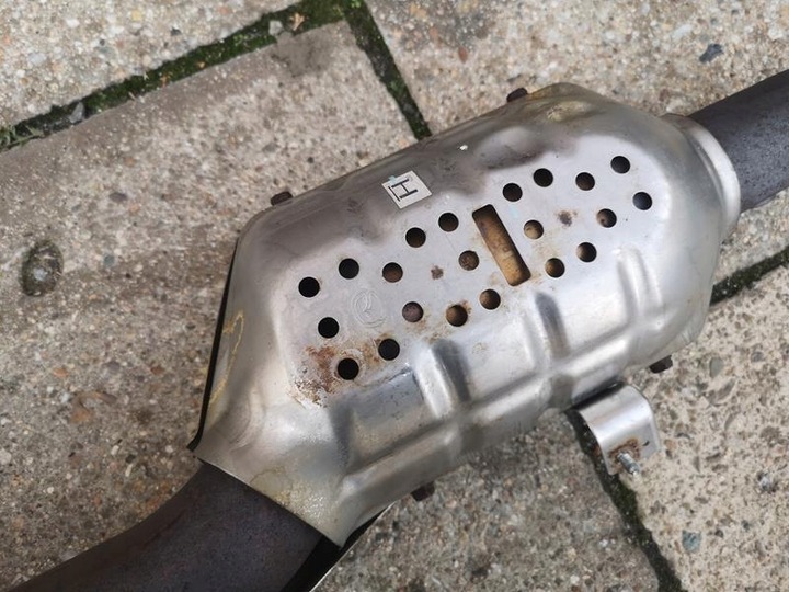 фото №7, Глушник середній каталізатори mazda cx5 ii 2.5 b