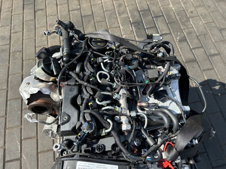 фото №11, Двигатель комплектный audi a5 q5 a4 b9 a6 2.0 tdi deu