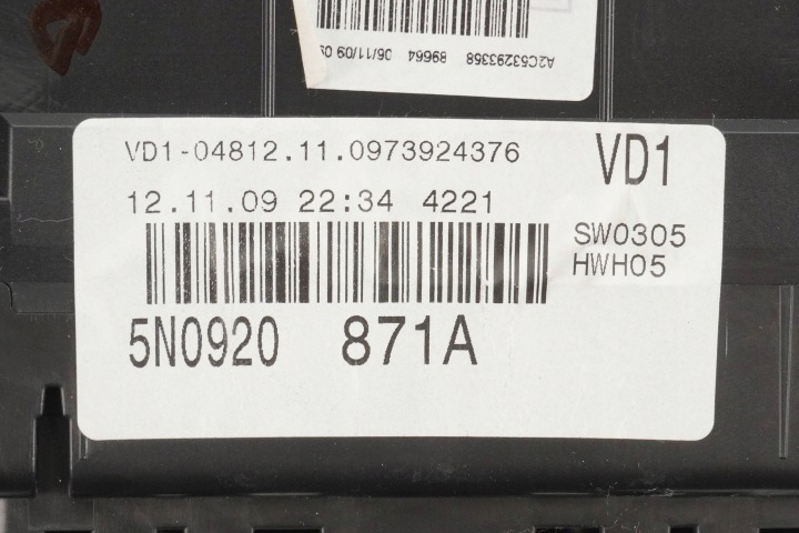 фото №10, Панель приборов vw tiguan 5n0920871a