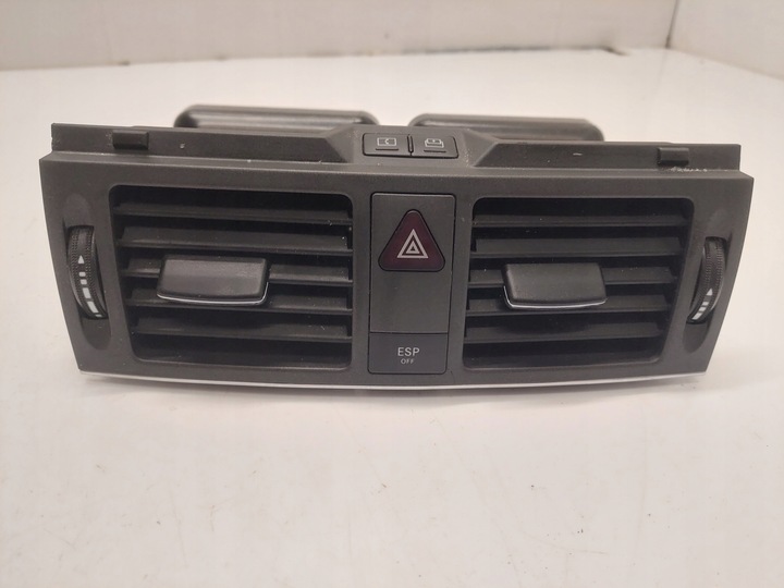 фото №1, Решётка воздуховод средняя mercedes c класс w204 a2048305854