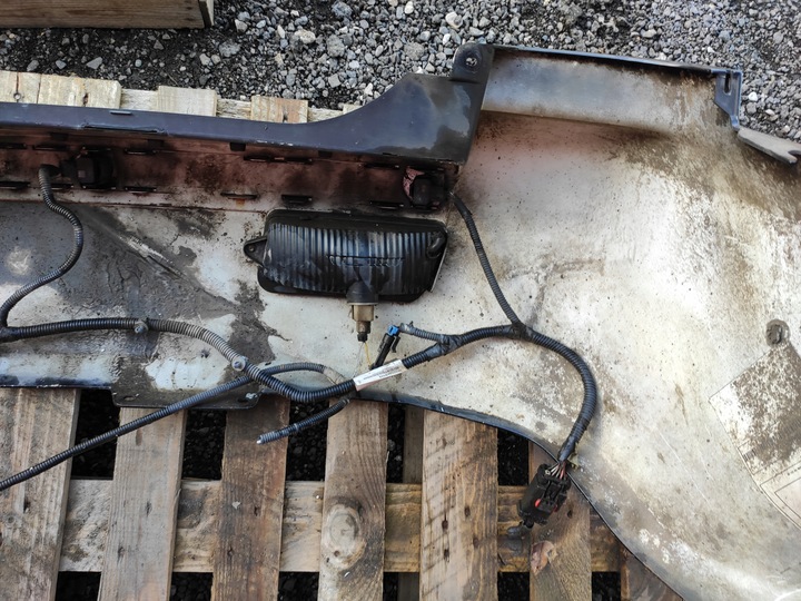 фото №14, Jeep grand cherokee wk бампер зад чёрный металлик оригинал прямой