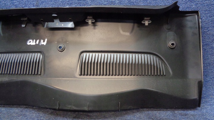 фото №8, Защита ремня заднего обивка порог багажника 1560831410 alfa romeo mito