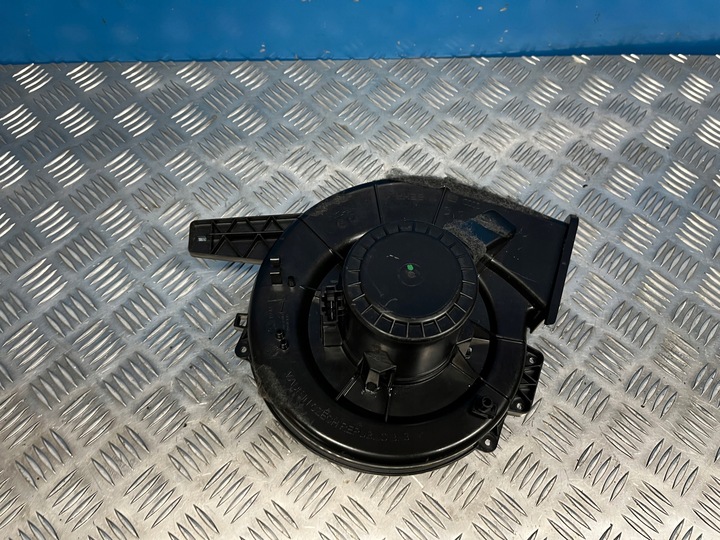 фото №1, Vw beetle 5c 1,4 tsi вентилятор внутренний