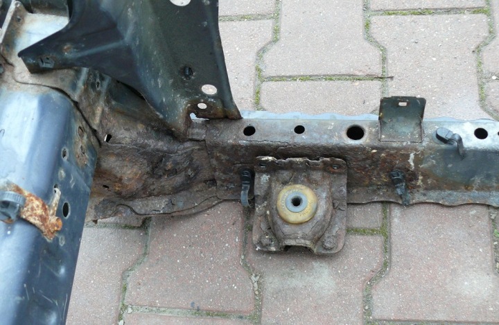 фото №7, Передняя панель окуляр subaru impreza iii 3 xv 2.0d 150km ee20z 07-11
