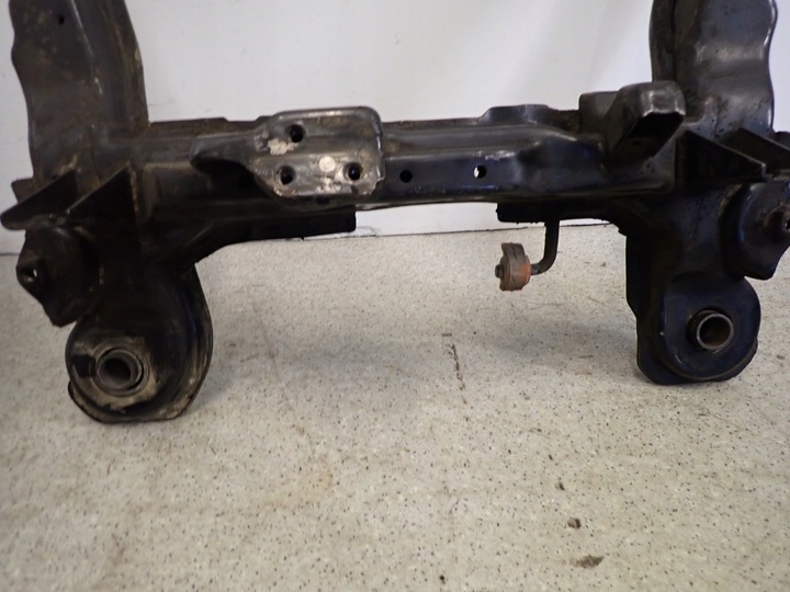 фото №12, Hyundai santa fe 01- подрамник двигателя балка двигателя