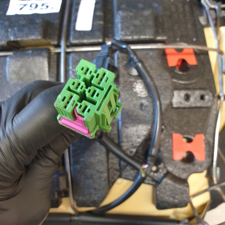 фото №13, Сиденье сиденья зад задние audi a8 d4 4h подогрев алькантара оригинальный номер