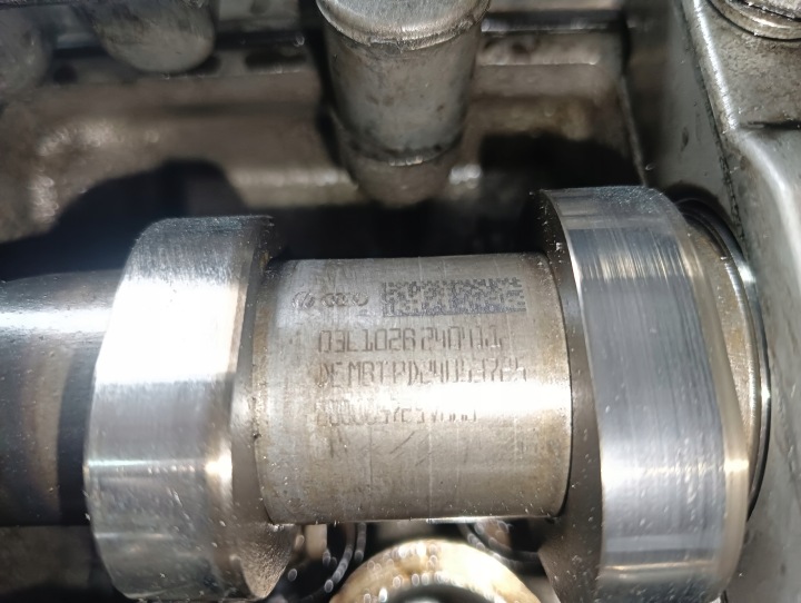 фото №8, Головка двигуна vw audi skoda seat 2.0 tdi i 03l103373a 03l103286a