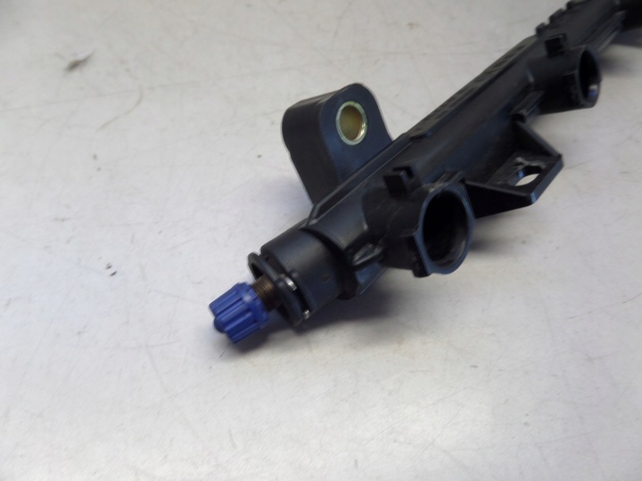 фото №11, Планка впрыскивающий шланг skoda fabia i 1.4 16v 036133320 036133319ae