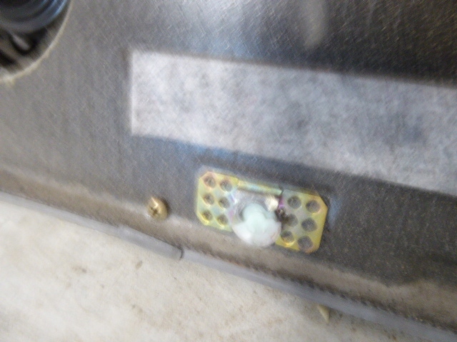 фото №8, Felicia ii 6u1 94-01 боковина двері перед лівий hb 5d