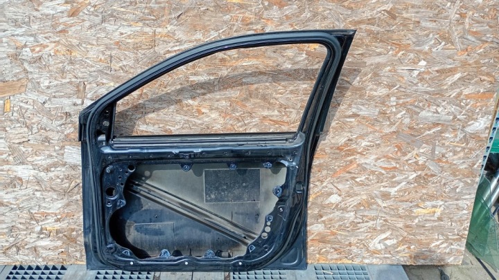 фото №11, Дверь перед правое volkswagen polo iv 9n lc9z 5d 03r