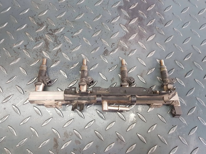 фото №7, Планка впрыскивающий форсунки kpl siemens 7 506 158 bmw e46 n42 318ci 316i