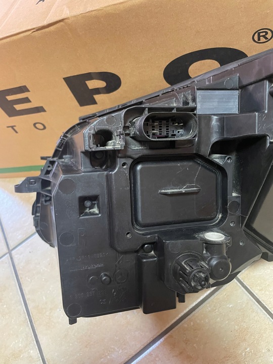 фото №6, Mercedes c w205 правая лампа led performance a2059062604